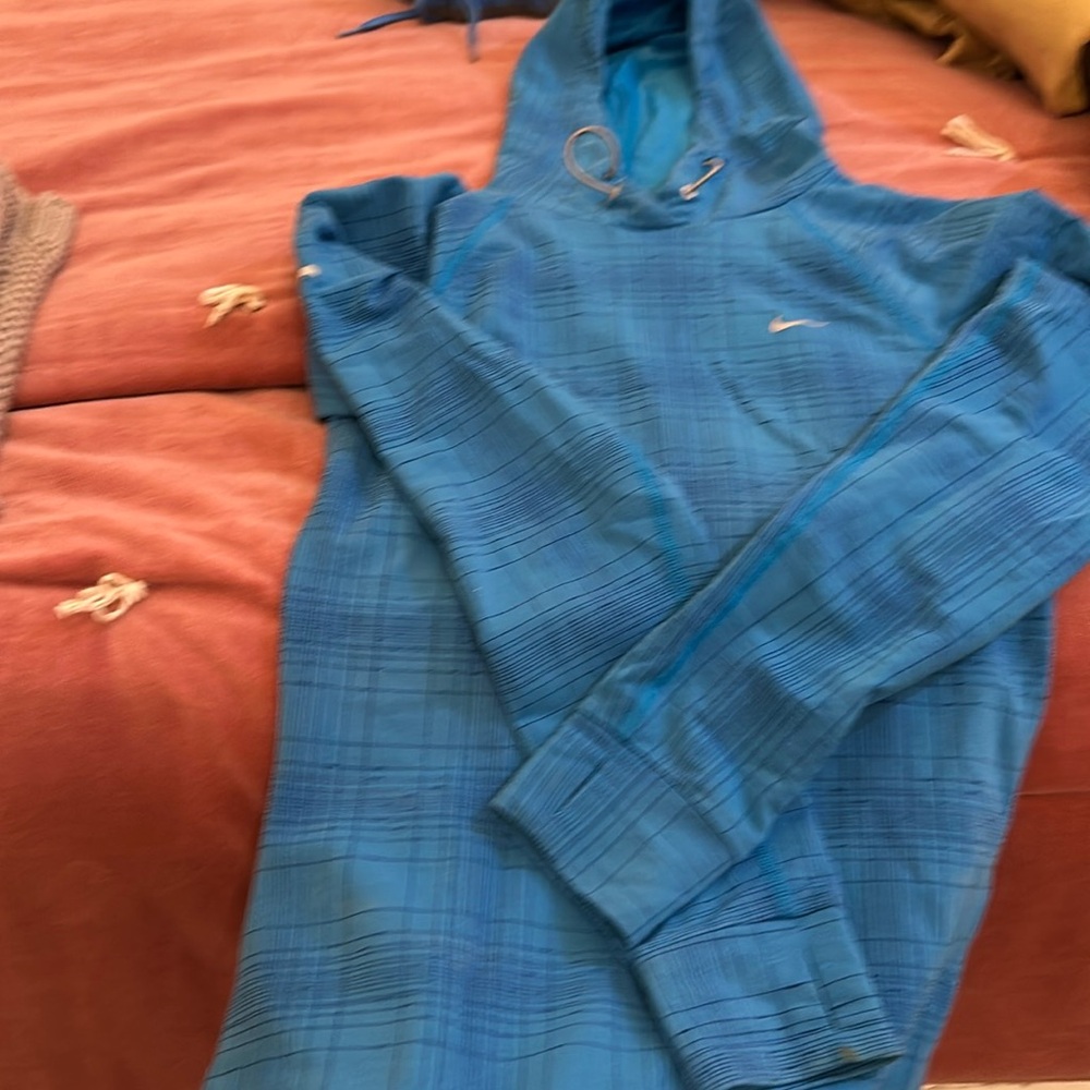 Women’s size XS dri-fit royal blue hooded shirt